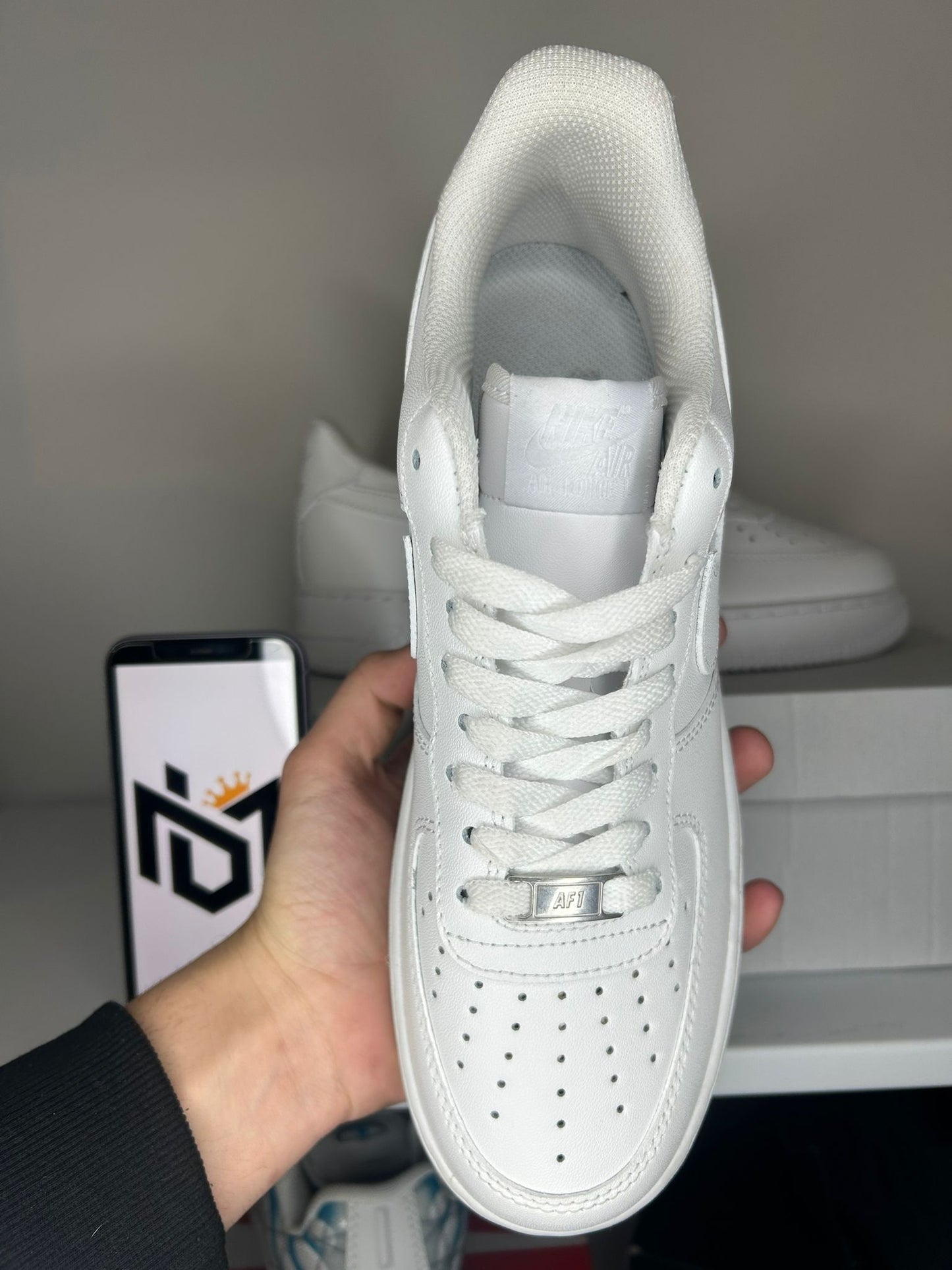 NIKE AIR FORCE 1 WHITE